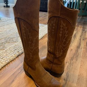 Ariat boots 🇺🇸 4th of July sale